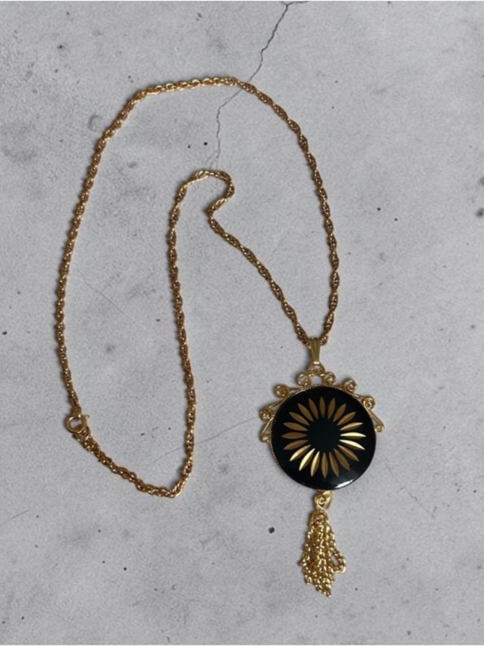 Vintage 1970’s Damascene Boho Black and Gold Pendant Necklace
